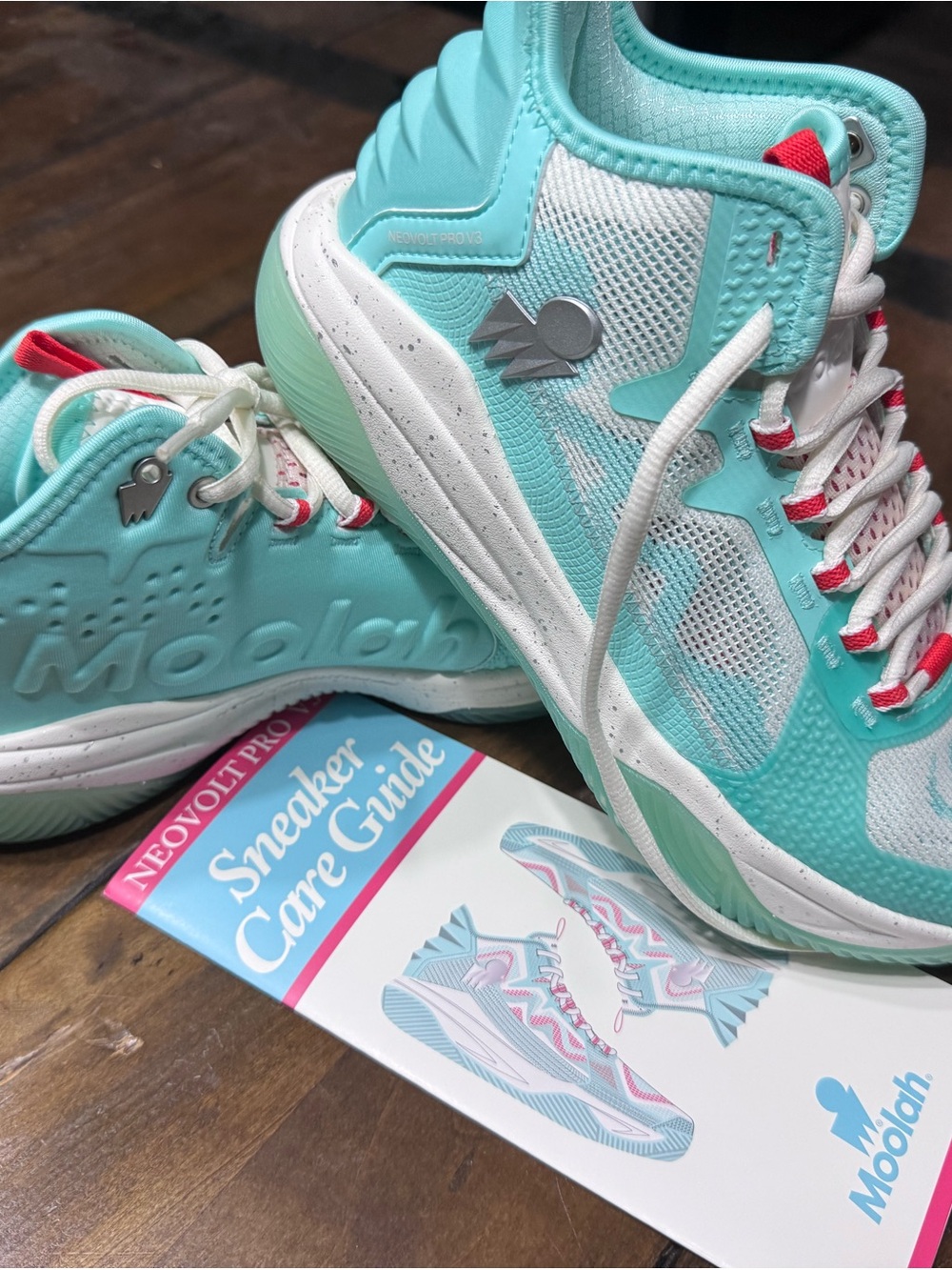 Moolah Women's Neovolt Pro v3 Basketball Shoes